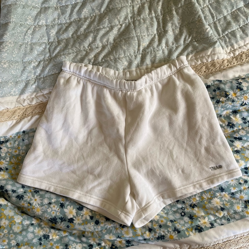 aritzia TNA shorts